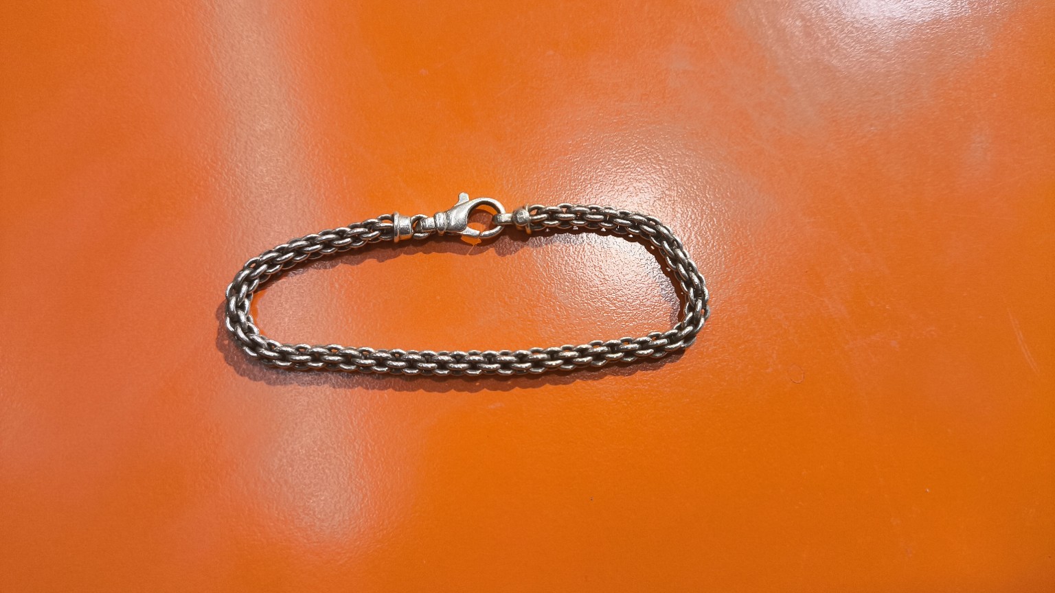 Vista completa del brazalete trenzado Piece 002